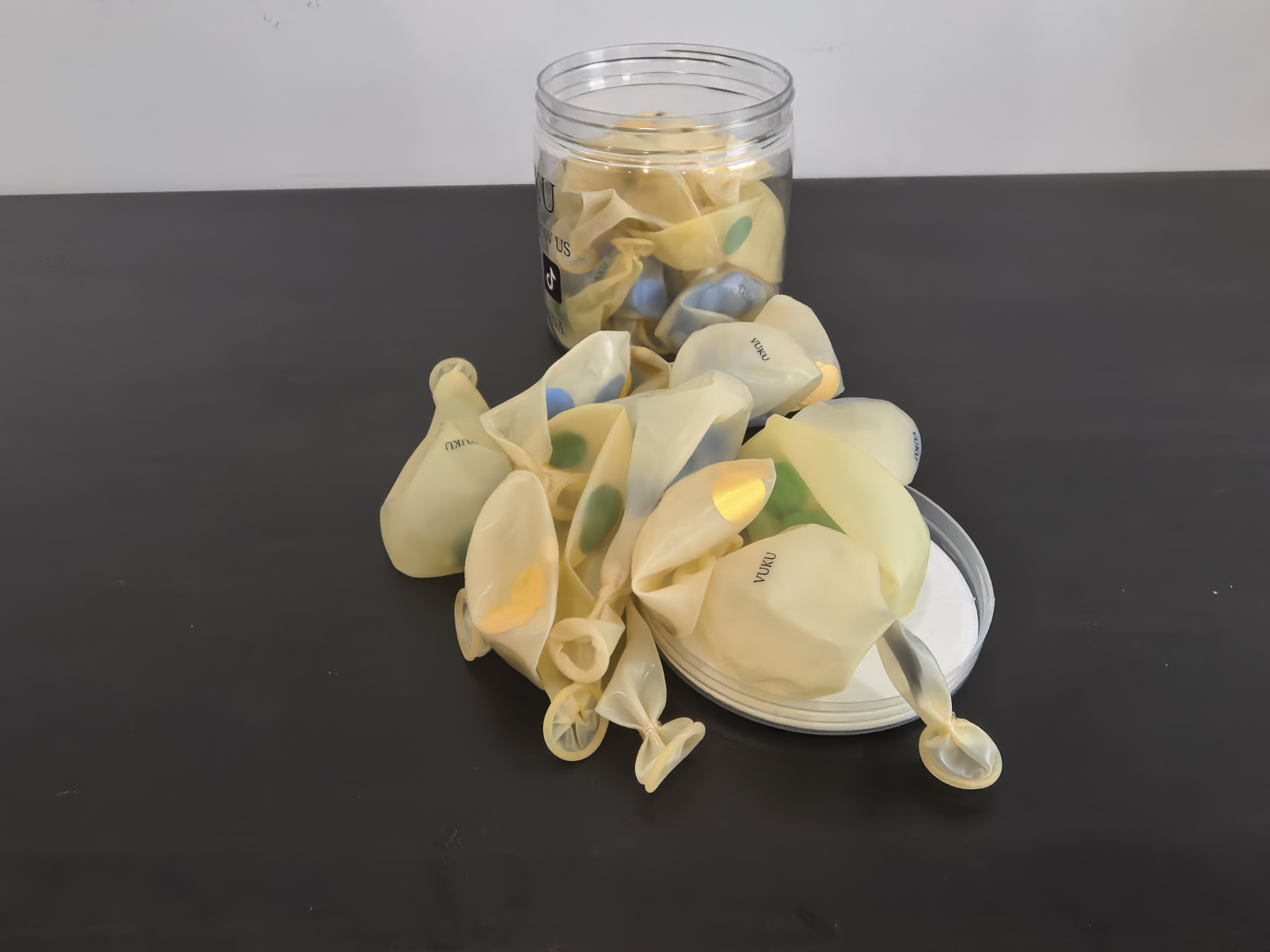 VUKU Confetti Helium Balloons Set, Shiny Metallic Dot Latex Balloons with Ribbon for Wedding Birthday Shower Party Decor (yellow blue)