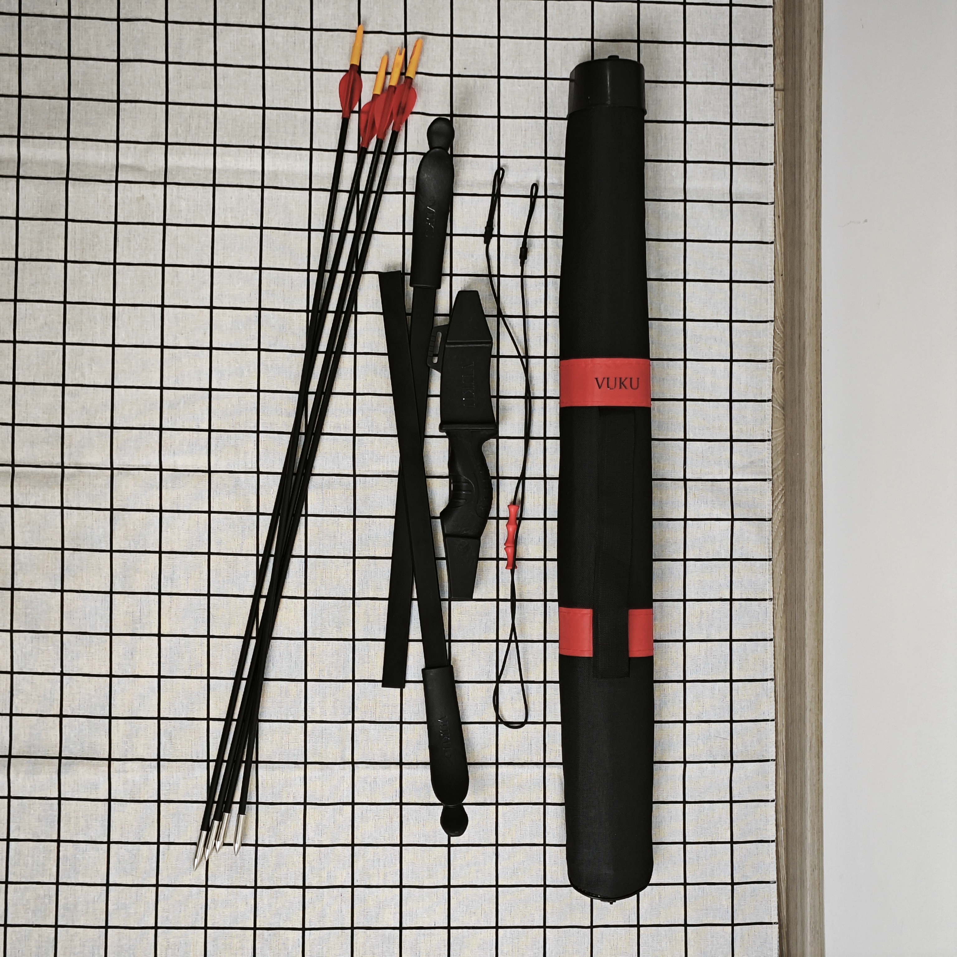 VUKU 45 Inch Takedown Recurve Archerybows and Arrow Set, Left Right Handed Bow for Adults Teens Youth Beginners, Outdoor Target Practice Hunting Game