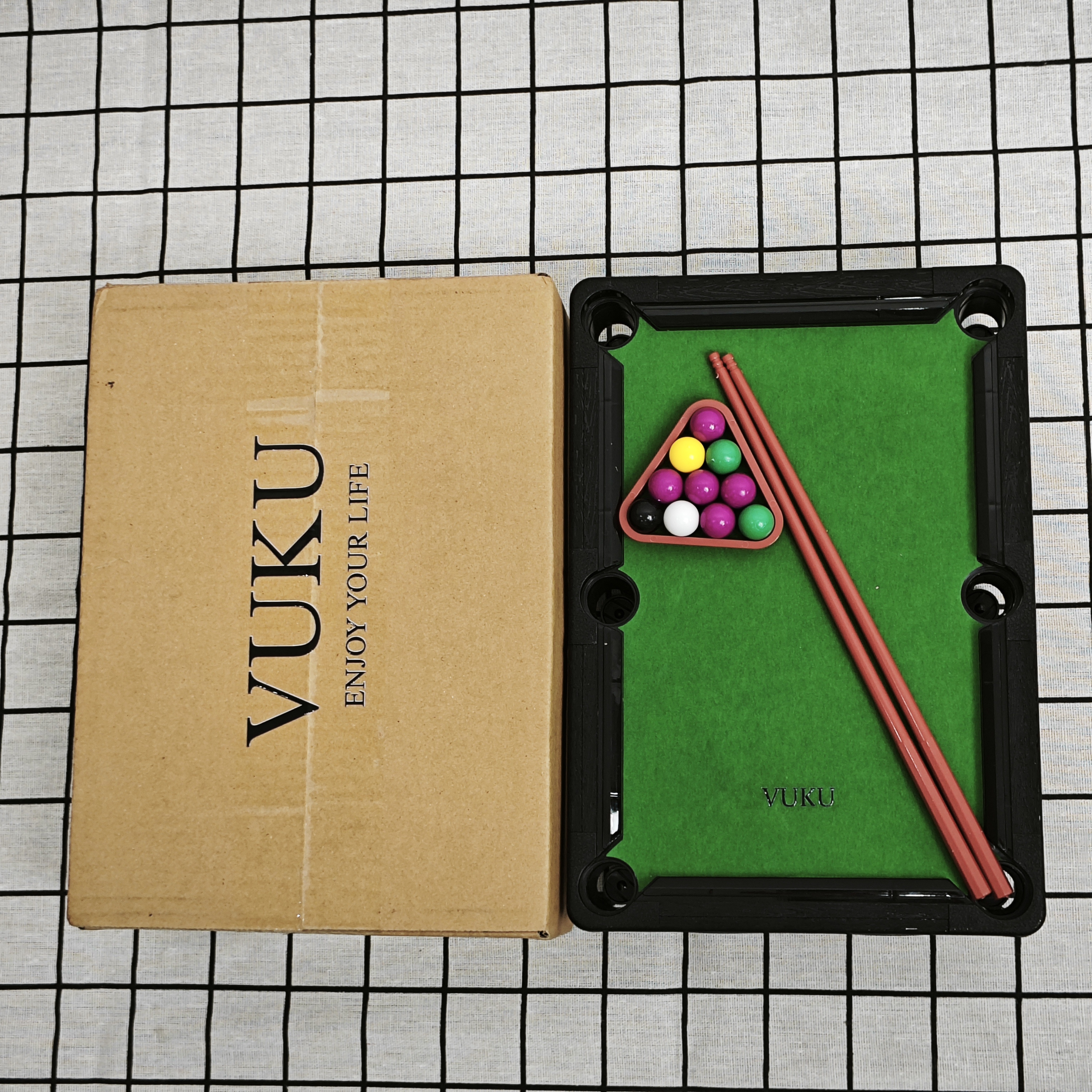 VUKU Portable Tabletop Mini Billiard Tables Set, Small Desktop Billiards Game Kit with 2 Cues, Billiard Balls Triangle Rack, Indoor Travel Party Family Game Toy Gift for Kids Adults Boys Girls